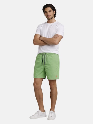 U.S. POLO ASSN. Regular Badeshorts in Grün