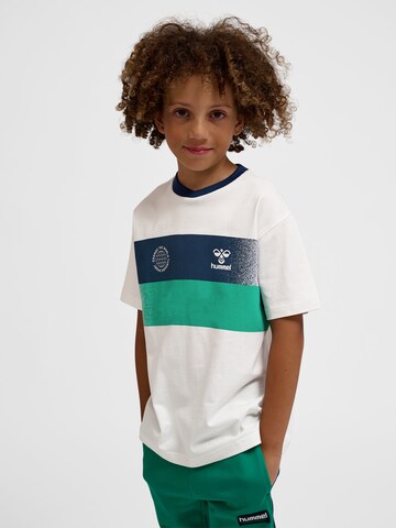 T-Shirt 'Eske' Hummel en blanc : devant