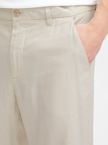 Regular Pantalon chino 'Allan Liam' !Solid en beige