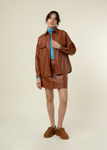 FRNCH PARIS Between-season jacket in Brown