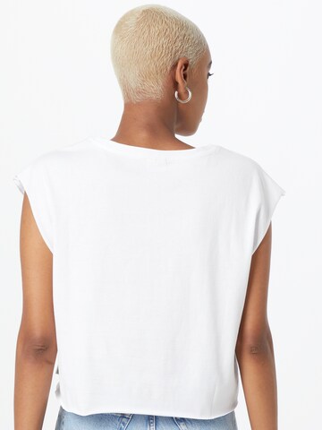 T-shirt Urban Classics en blanc