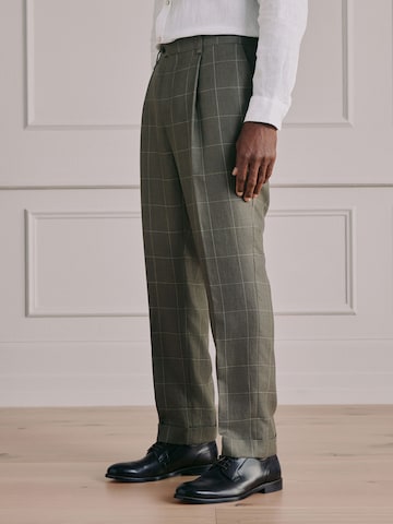 Next Regular Hose in Grün: Vorderseite