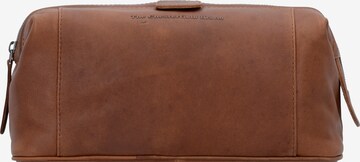 The Chesterfield Brand Toiletry Bag 'Vince' in Brown: front