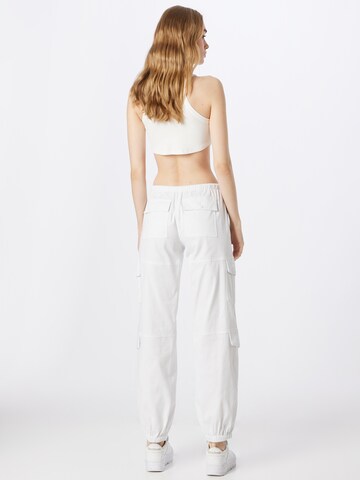 Effilé Pantalon cargo Edikted en blanc