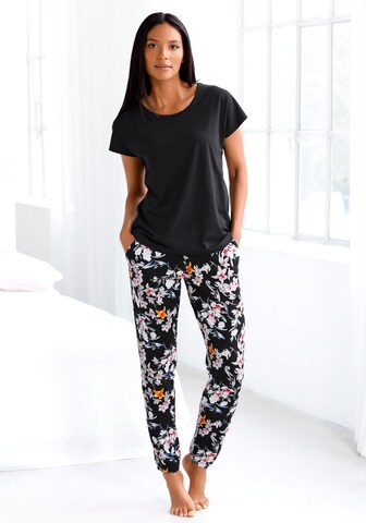 s.Oliver - Pijama en negro: frente