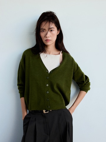 MANGO Cardigan 'NEKKON' i grøn: forside