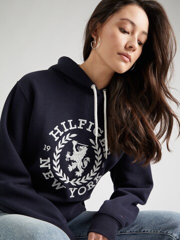 TOMMY HILFIGER Sweatshirt in Blau