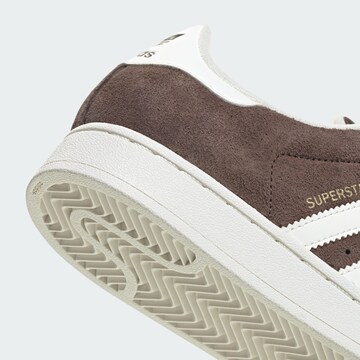 ADIDAS ORIGINALS - Zapatillas deportivas bajas 'Superstar II' en marrón