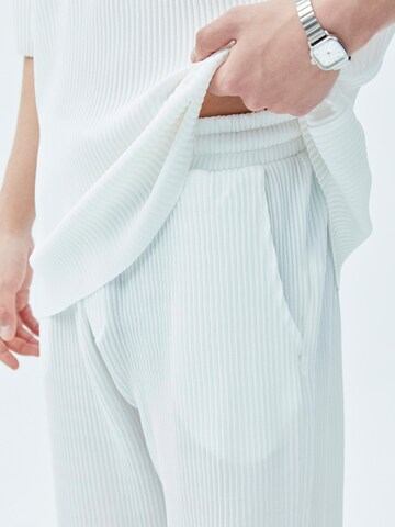 Loosefit Pantalon VAMOS CLO en blanc