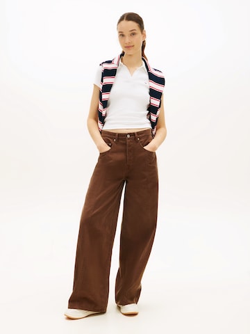 T-shirt Tommy Jeans en blanc