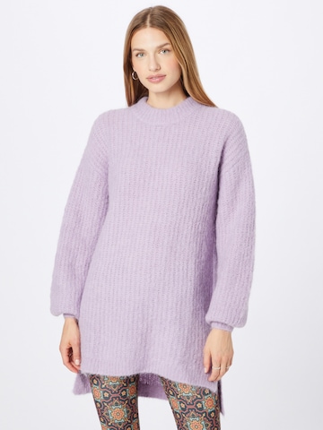 Moves - Pullover oversized 'Obsta' em roxo: frente