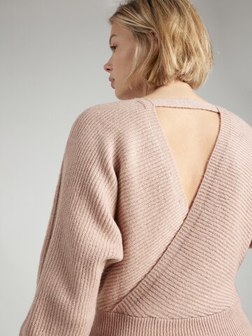 ABOUT YOU Sweater 'Joaline' in Pink