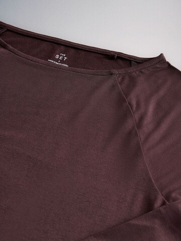 The Set Shirt in Braun
