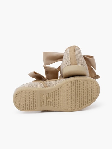 Pisamonas Ballet Flats in Beige