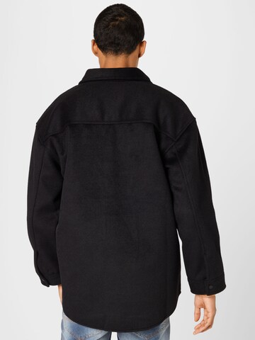 Veste mi-saison 'Orson' WEEKDAY en noir