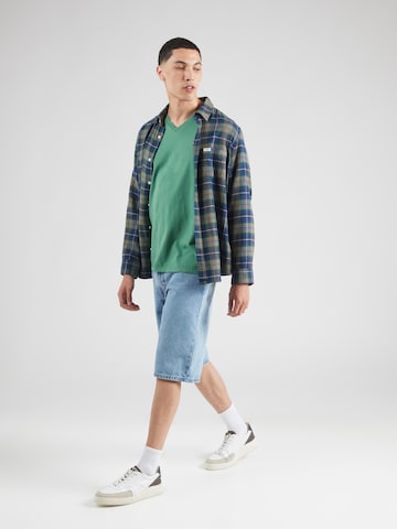 LEVI'S ® Футболка в Зеленый