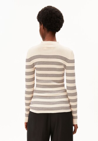Pull-over 'Alaani' ARMEDANGELS en beige