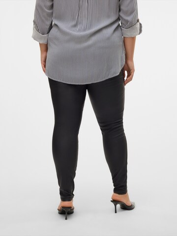 Vero Moda Curve Skinny Jeansy 'VMSEVEN' w kolorze czarny