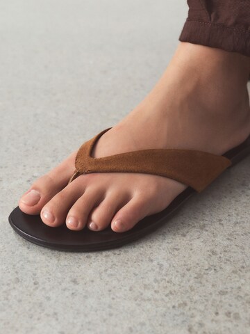 ruda Next Šlepetės per pirštą 'N- Premium'