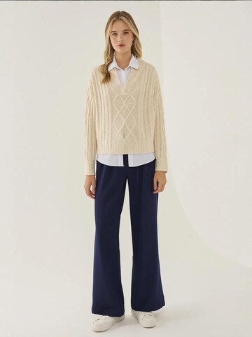 Pullover di Hiccup in beige