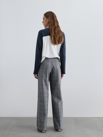 Scalpers Regular Trousers ' ' in Blue