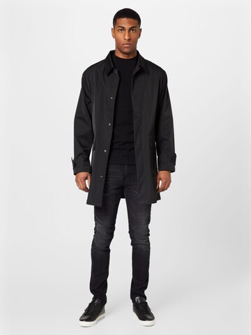 Coupe slim Jean QS en noir