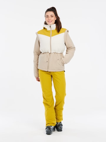 PROTEST Sportjacke 'PRTRUSH' in Grün