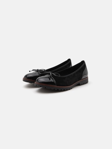 GABOR Ballet Flats in Black