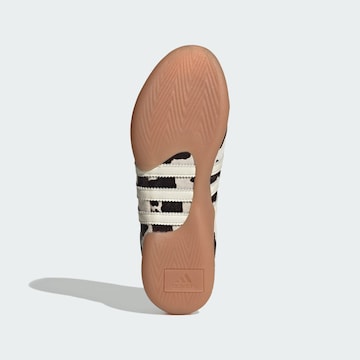 ADIDAS ORIGINALS Slip-on 'Taekwondo Mei' in Beige