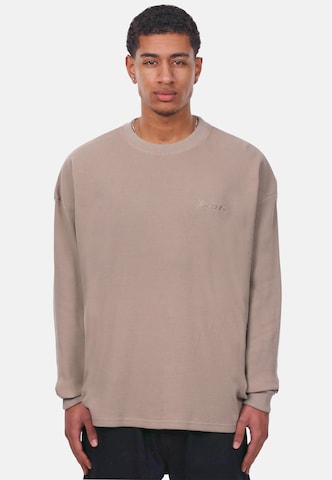 Dropsize Bluser & t-shirts i brun: forside