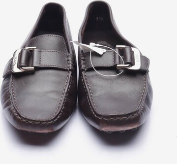 Tod's Flats & Loafers in 38,5 in Brown
