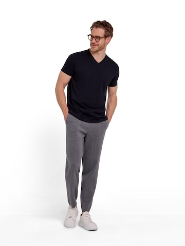 FALKE Shirt 'Essential Cotton'‌‌‌ in Schwarz