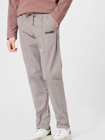 Pegador Regular Trousers with creases 'ALBION' in Grey: front