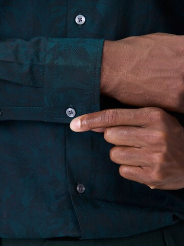 Next - Ajuste regular Camisa en verde