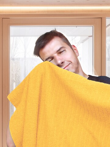 Lashuma Towel 'Kopenhagen' in Yellow