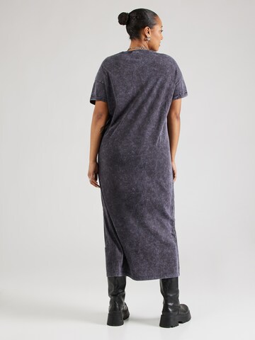Noisy May Curve Dress 'NMBRANDY' in Grey
