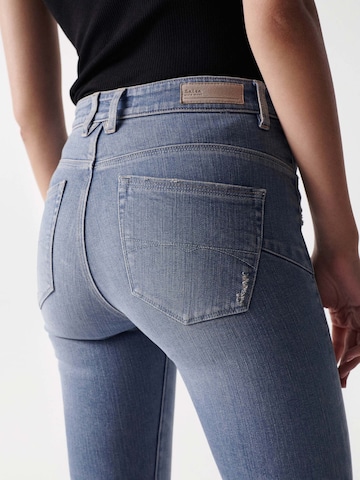 Coupe slim Jean Salsa Jeans en bleu