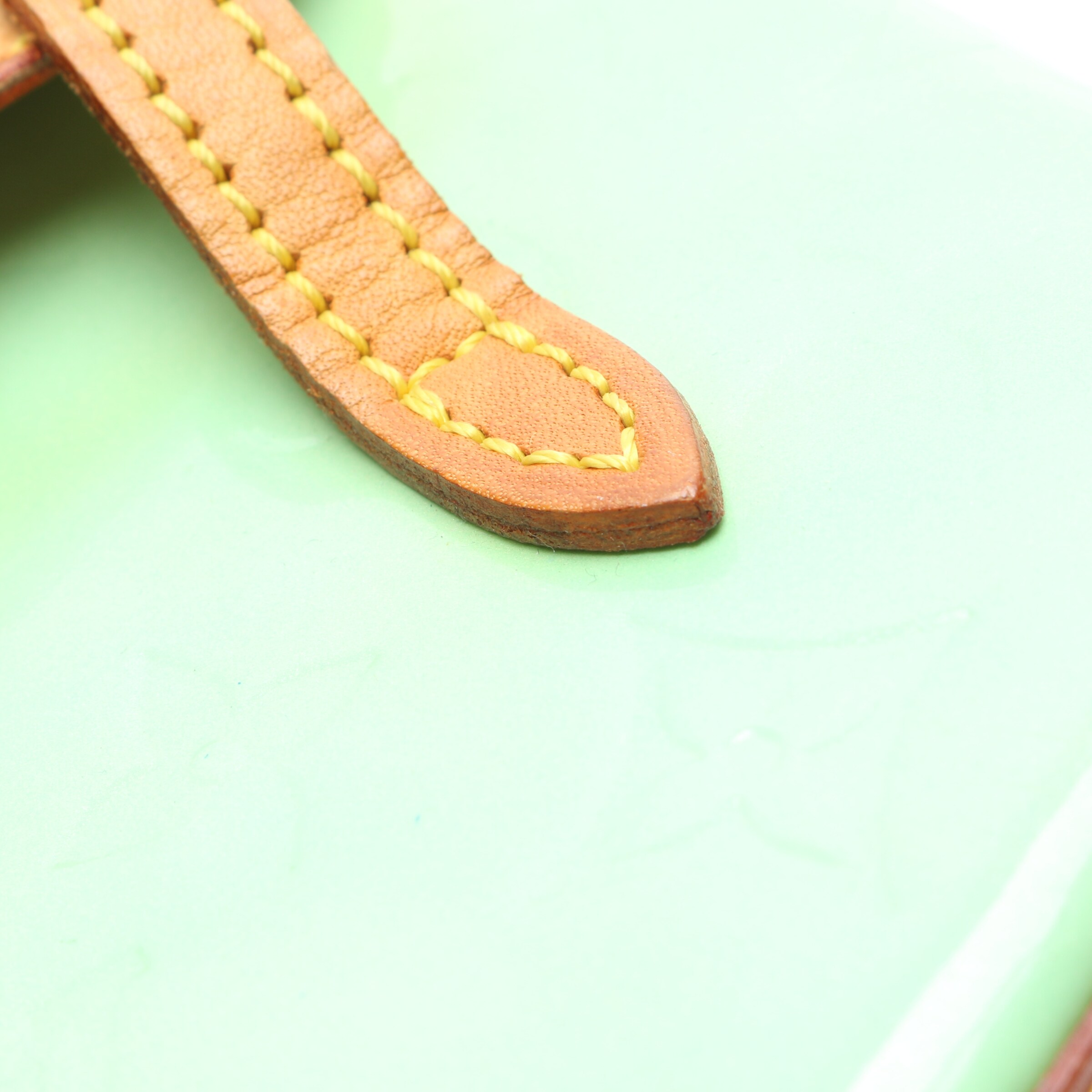 Louis Vuitton Bag in One size in Brown