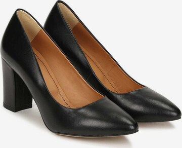 Kazar Pumps in Black