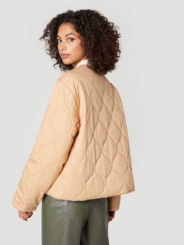 LENI KLUM x ABOUT YOU Between-Season Jacket 'Teresa' in Beige