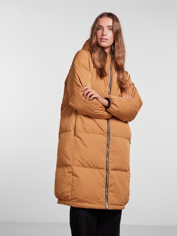 Manteau d’hiver 'Milly' Y.A.S en marron : devant