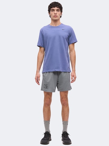 Regular Pantalon de sport 'Flex' NIKE en gris