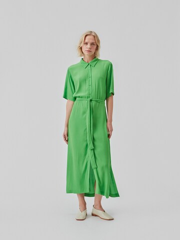 Robe-chemise 'Cash' modström en vert : devant