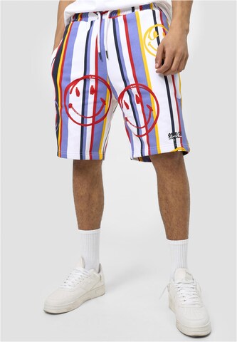 Karl Kani Regular Pants in Mixed colors: front
