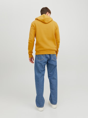 Felpa di JACK & JONES in giallo