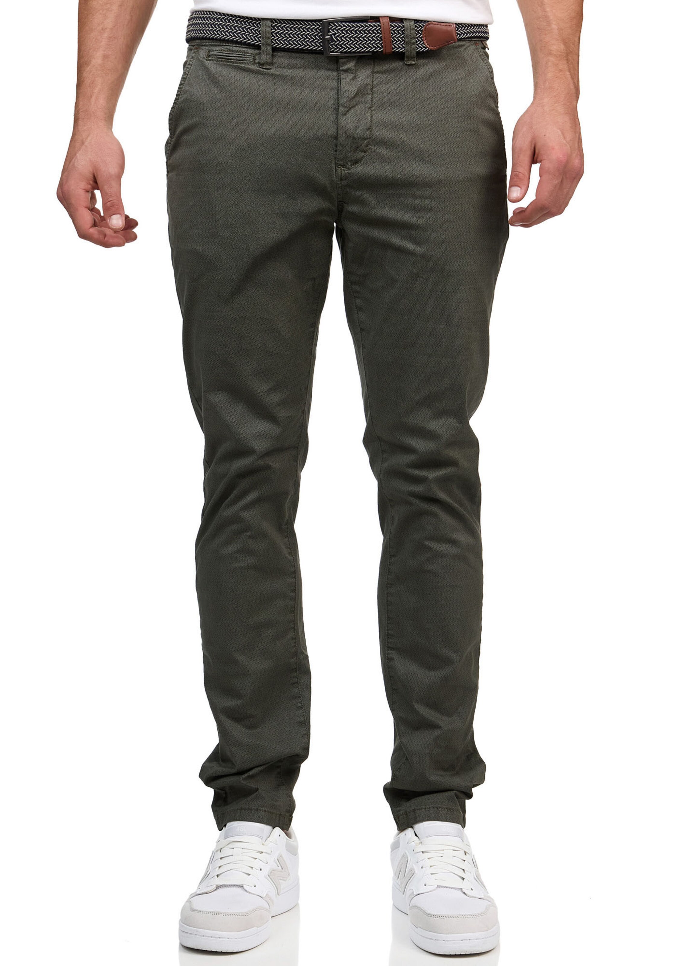 INDICODE JEANS Regular Chino Pants in Green: front