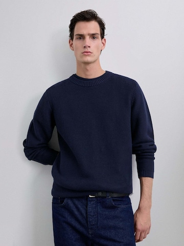 Scalpers Pullover in Blau: Vorderseite
