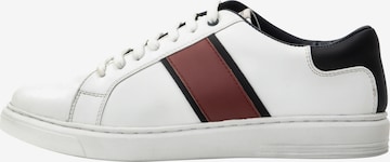 DreiMaster Maritim Sneakers laag in Wit: voorkant