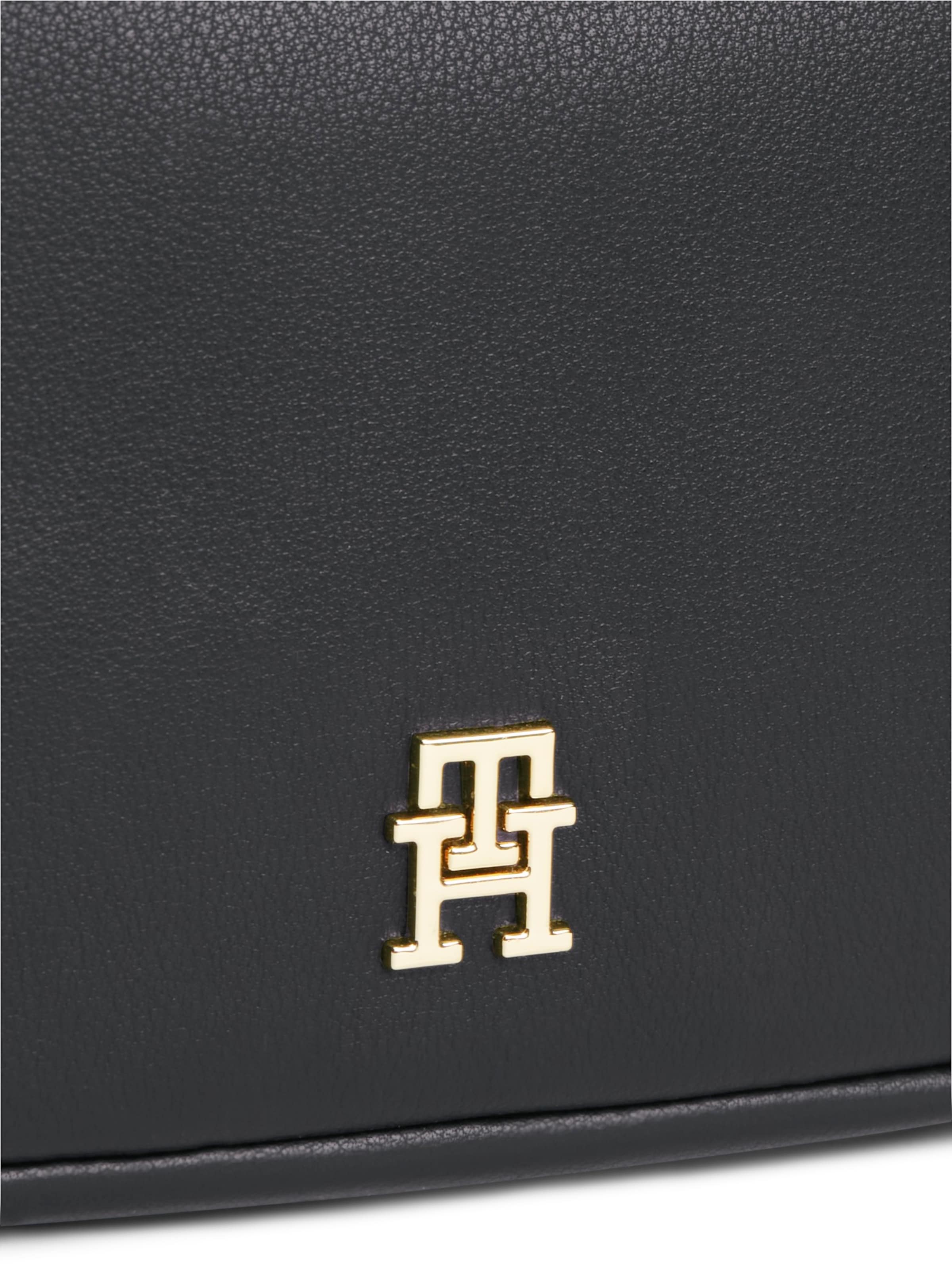 TOMMY HILFIGER Crossbody bag in Black