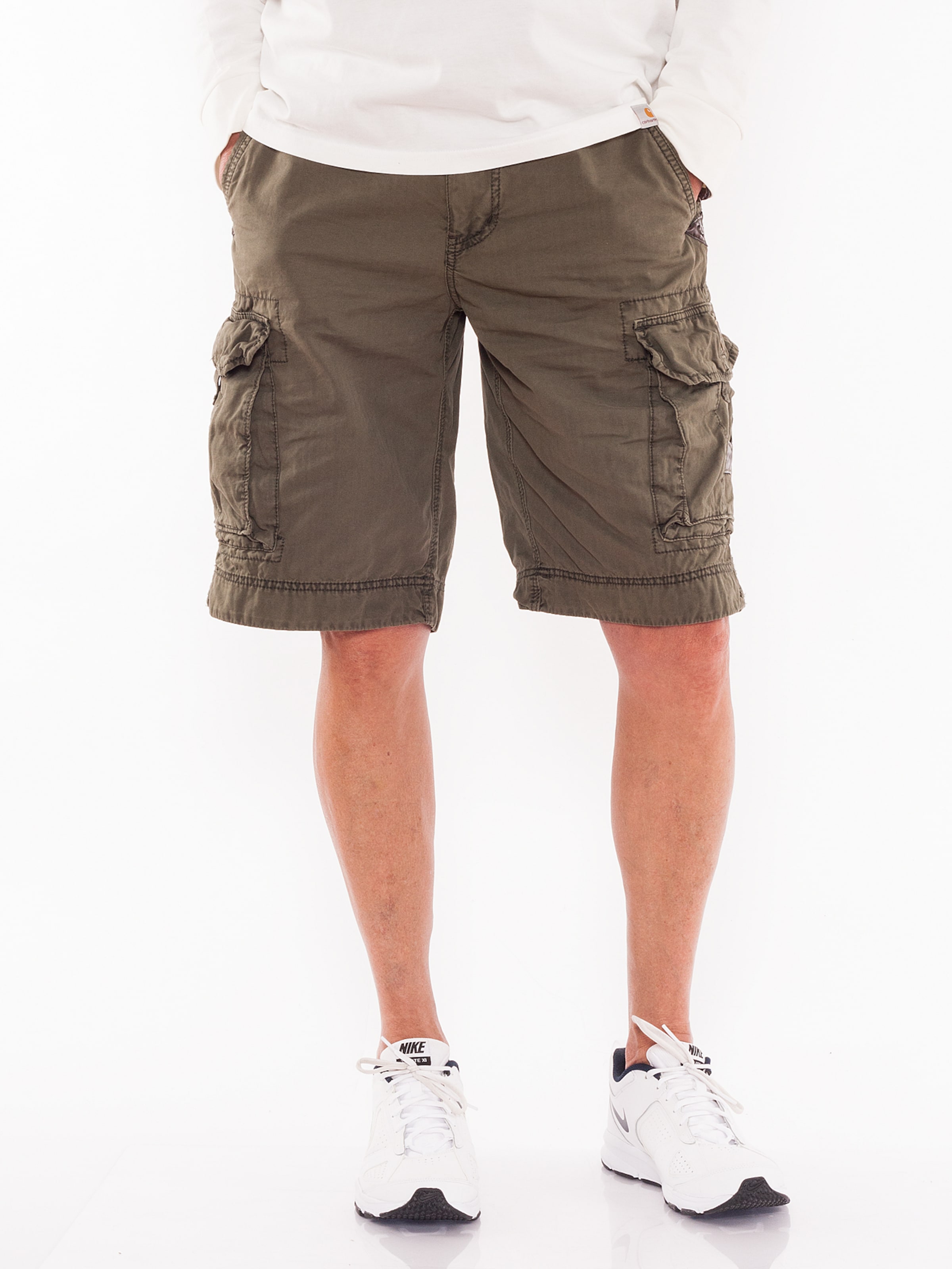 JET LAG Regular Cargo Pants 'Take Off 7' in Green: front